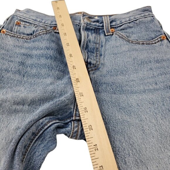 Levis Jeans Womens 24 Blue Wedgie High Rise Tapered Leg Button Fly Raw Hem Boho - Picture 9 of 9